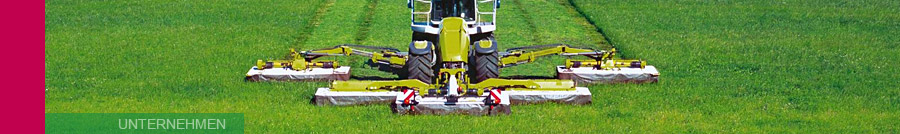 Traktor auf dem Feld